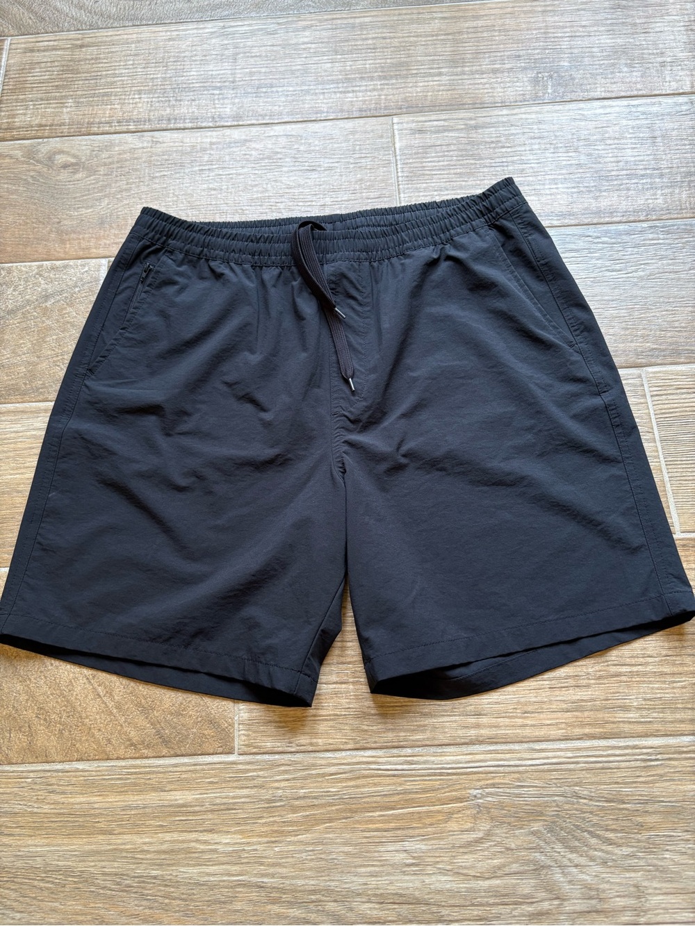 Men’s Gap Fit Black Active Drawstring Shorts